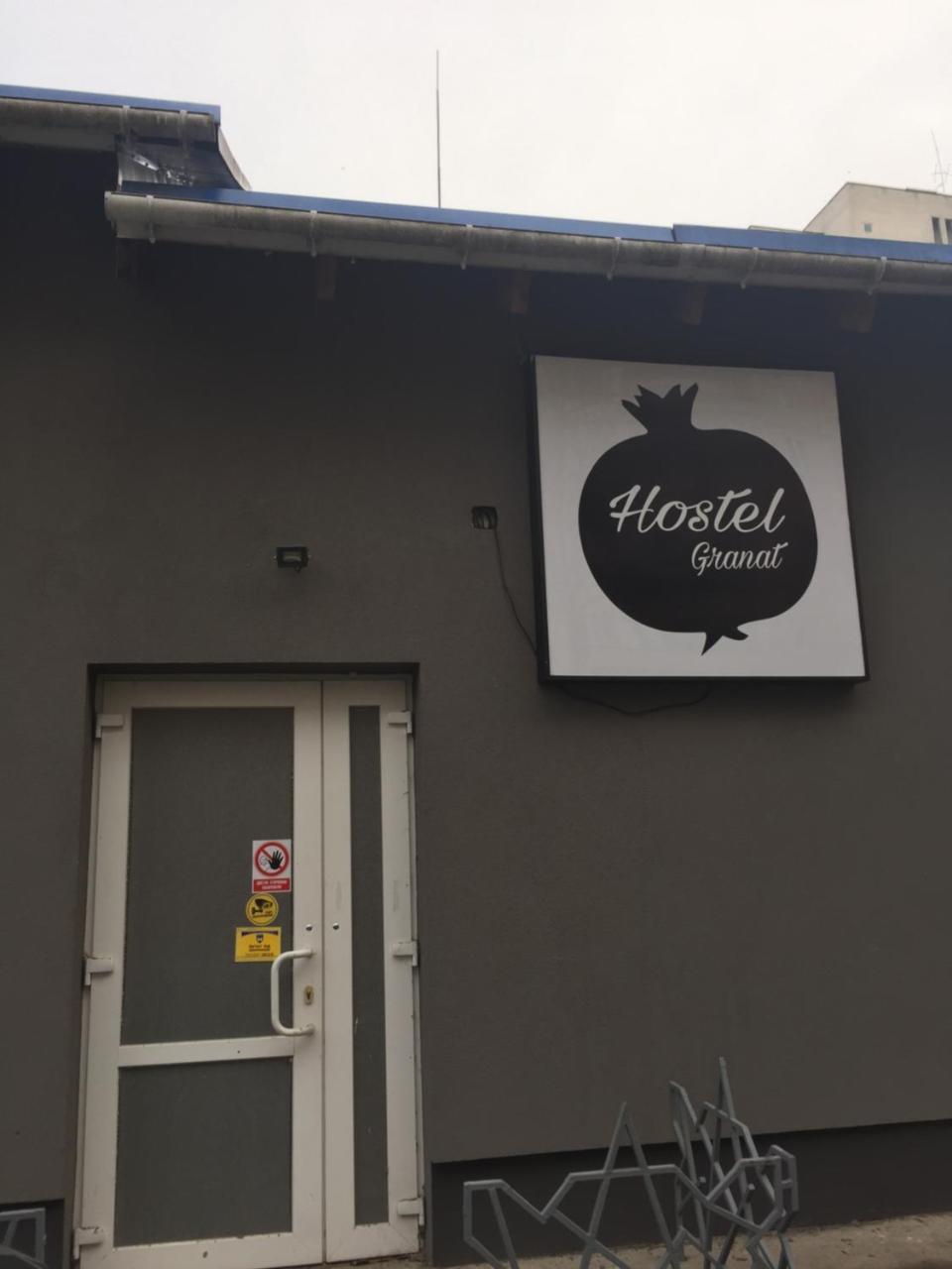 Hostel -Hotel Granat Rivne City Eksteriør bilde